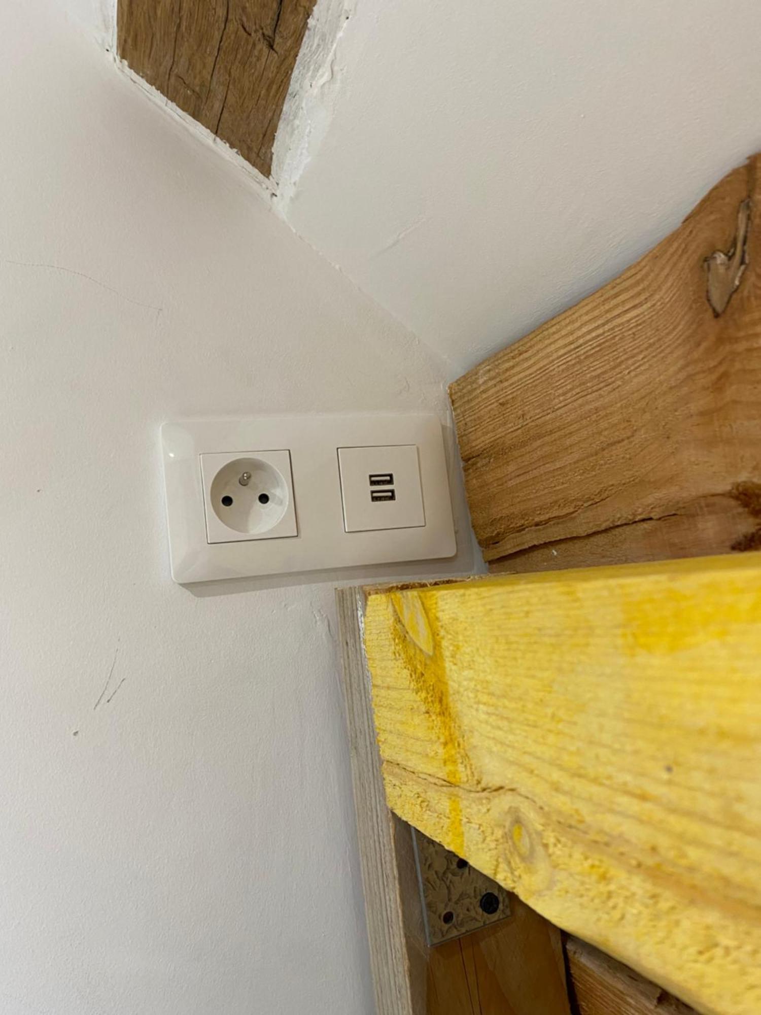 La Cabane Aubigny sur Nere Bagian luar foto